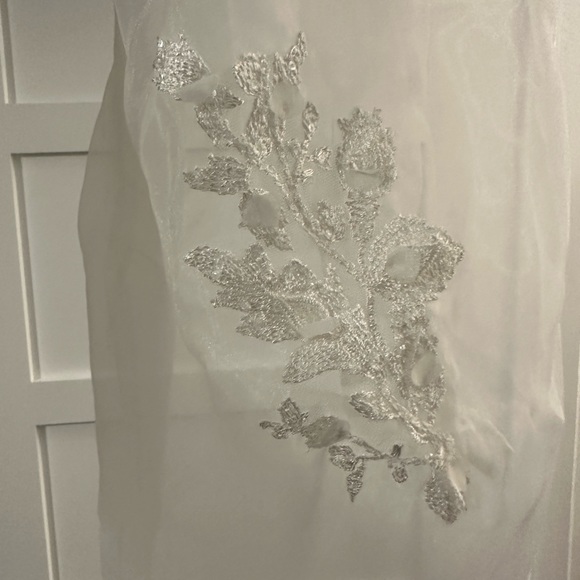 Made with love bridal sleeves - Picture 3 of 3